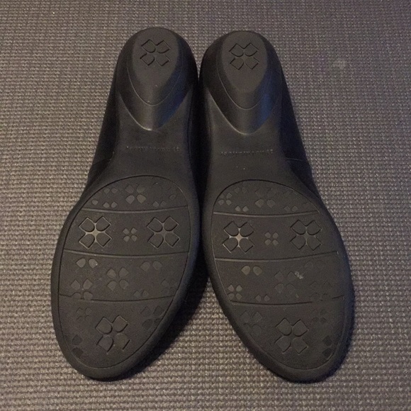 Used Naturalizer Helina Black Patent Toe Flats 10 - Picture 2 of 9